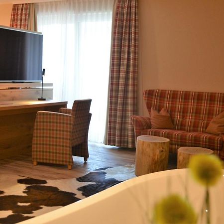 Hotel Bergwirt Herrieden Buitenkant foto