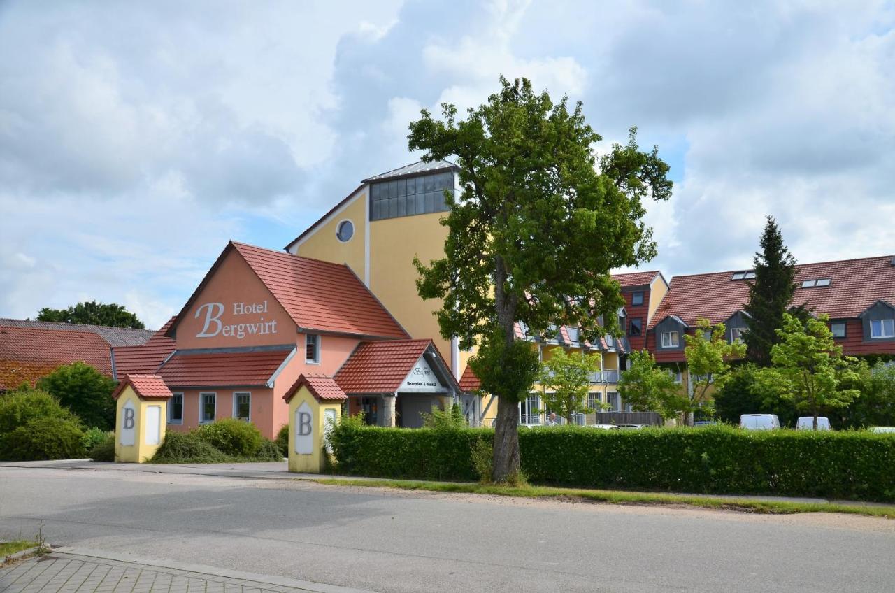 Hotel Bergwirt Herrieden Buitenkant foto