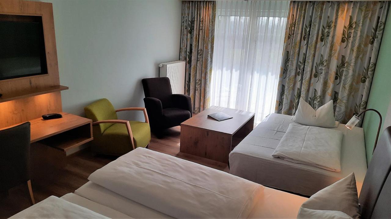 Hotel Bergwirt Herrieden Buitenkant foto